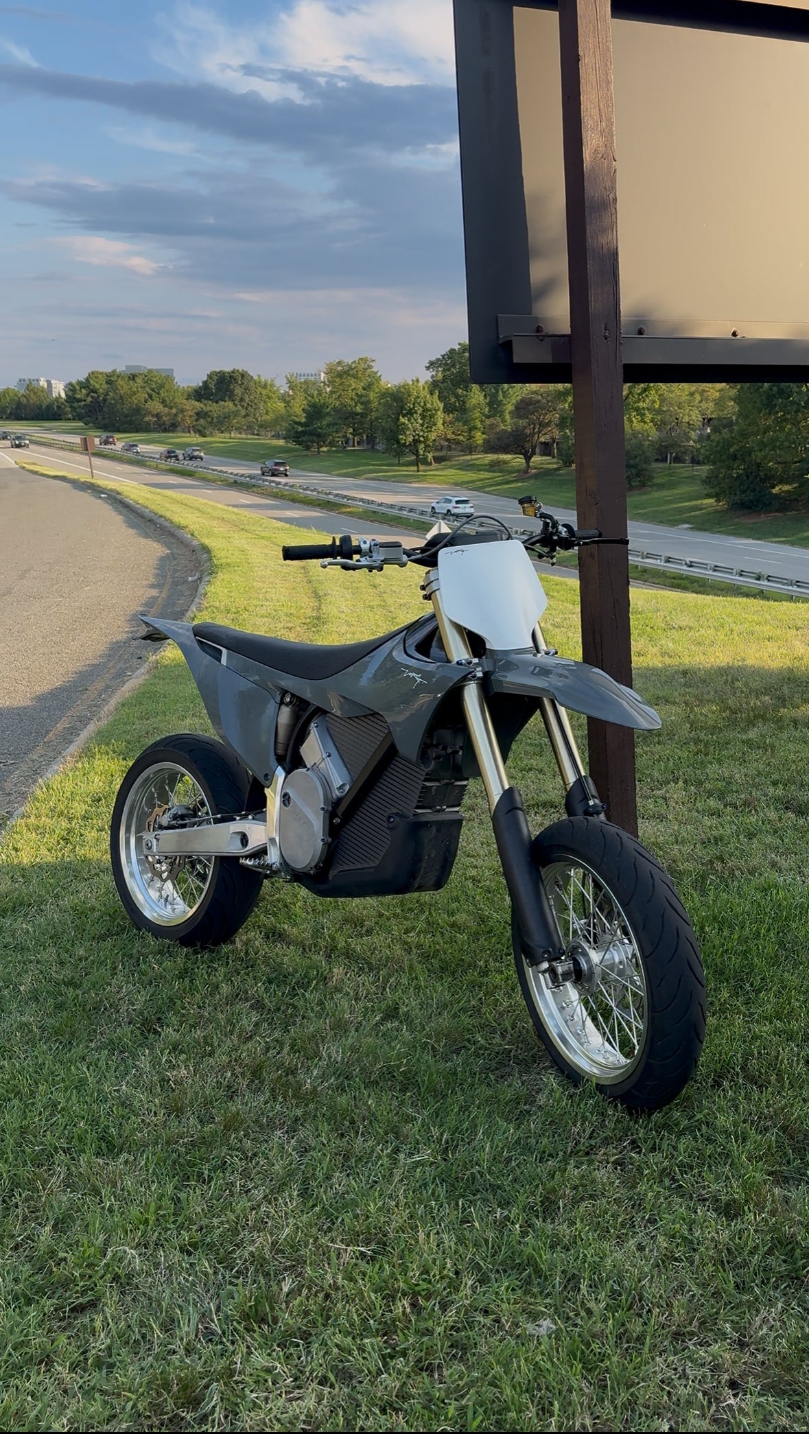 Stark Varg Supermoto Wheels
